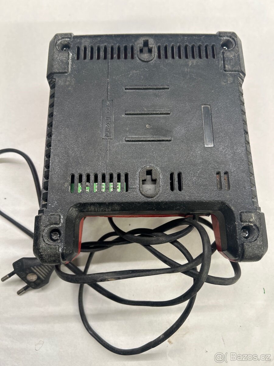 Nabíječka Milwaukee - 2