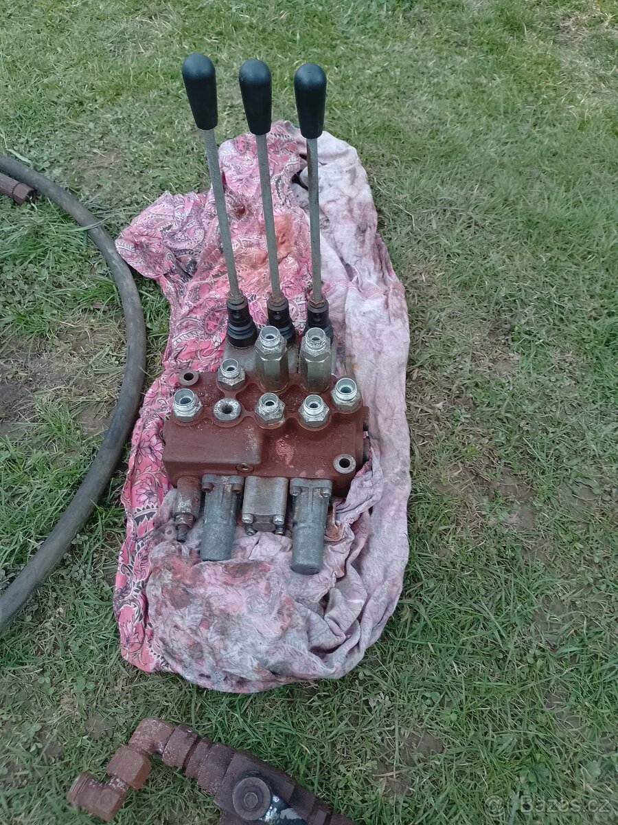 Hydraulika Multicar - 2