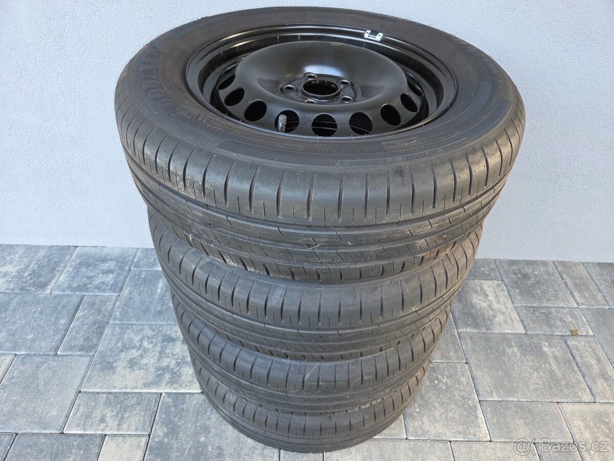 Letní plech sada GoodYear 185/65 R15 - 2