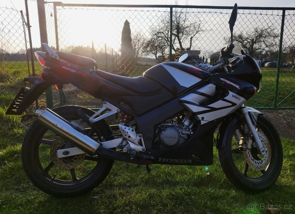 Honda CBR125r - 2