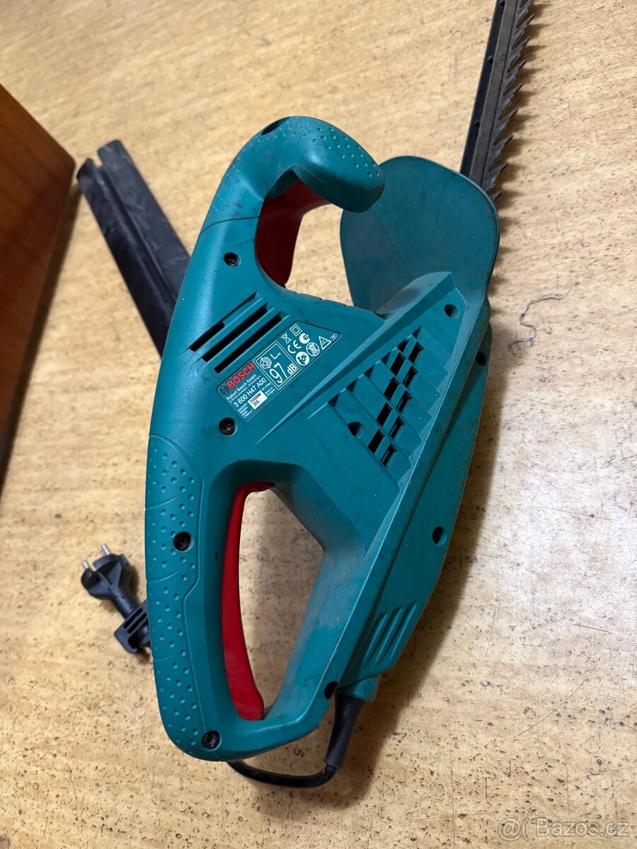 Nůžky na živý plot Bosch - 2