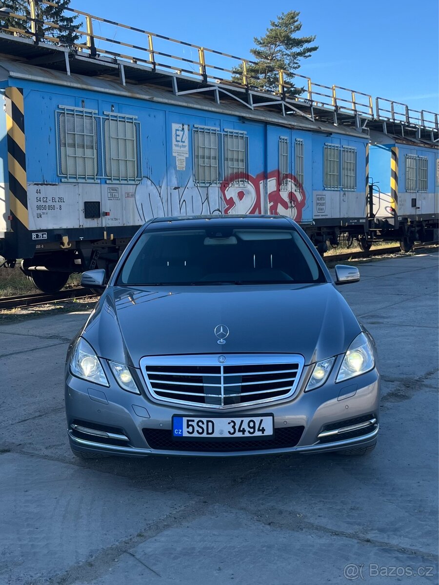 Mercedes E350 - 2
