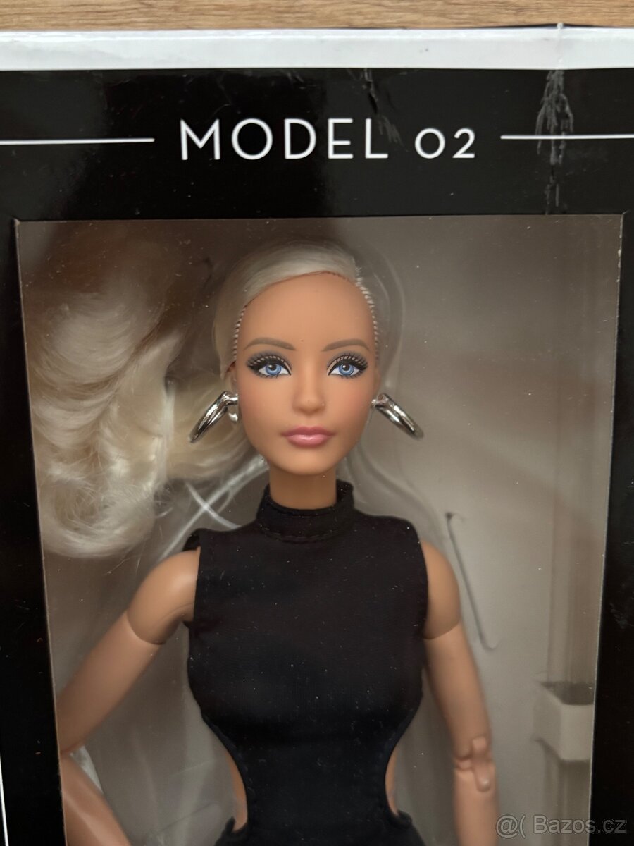 Barbie Basics model 02 - 2