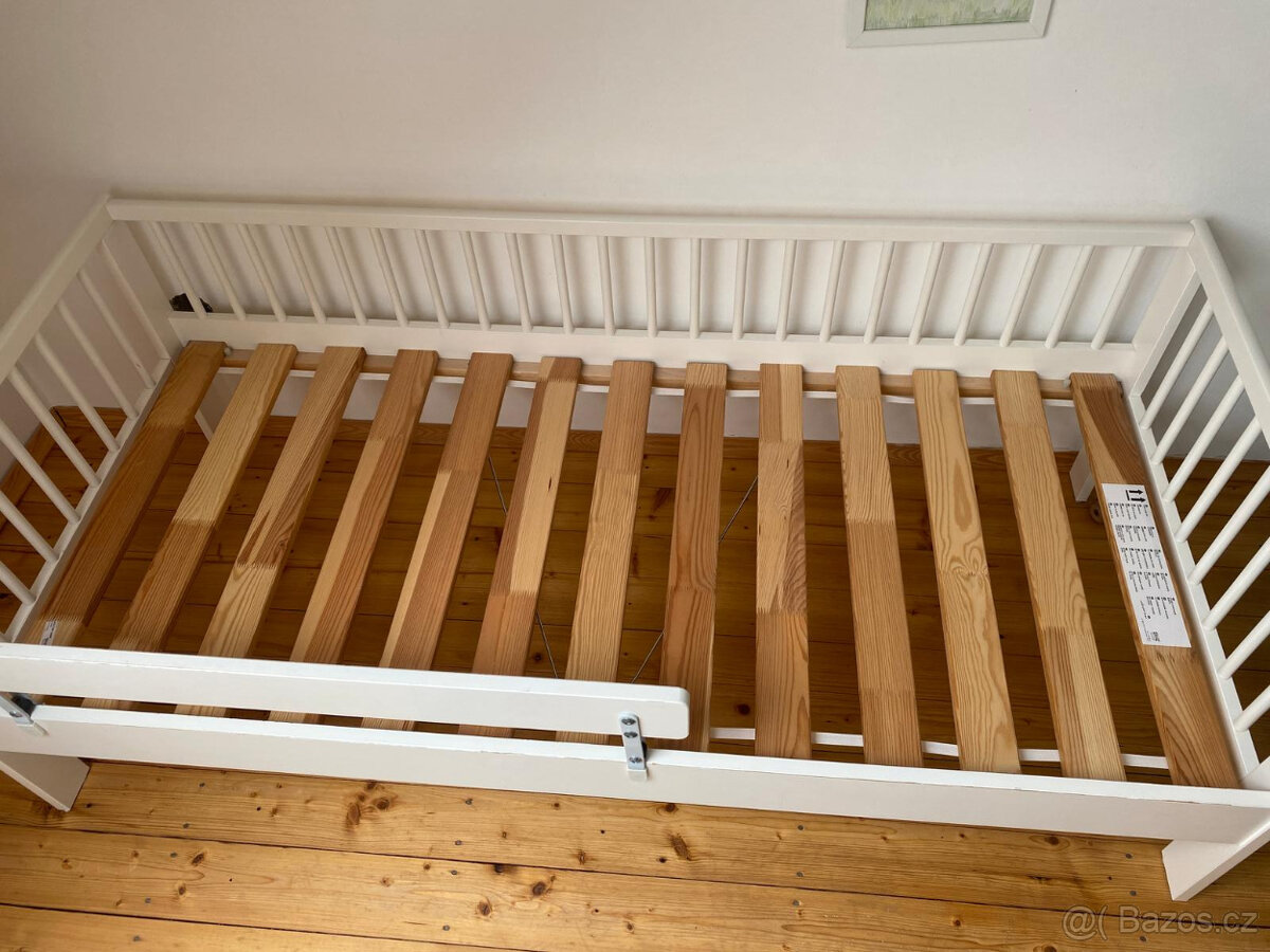 Dětská postel IKEA s matrací - 2