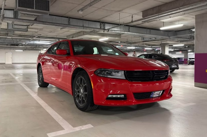 Charger 3,6 AWD - 2