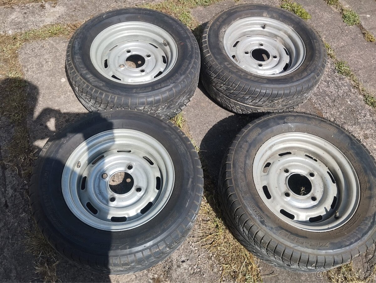 Kola Škoda 105/120/130 - 2