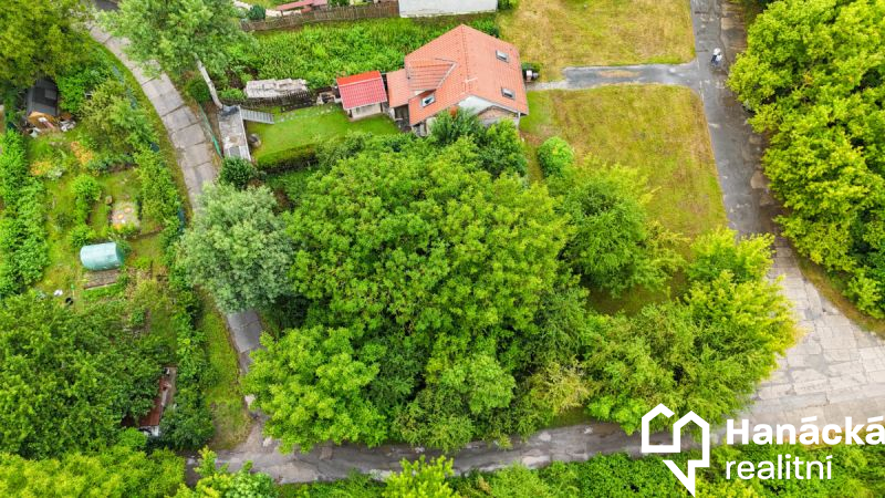 Prodej stavebního pozemku v Olomouci, 298 m2, ulice... - 2