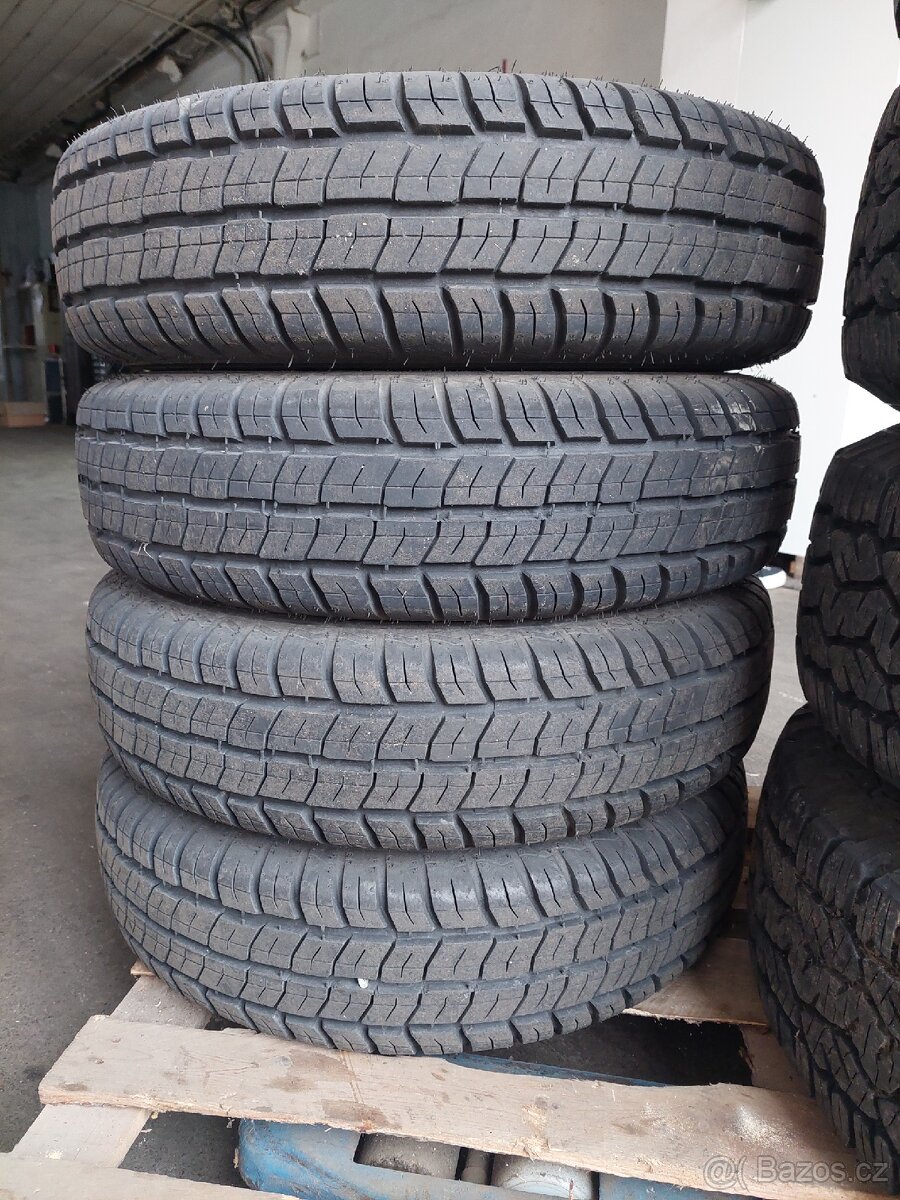 Kola VW Brouk- 185 R 15 C - 2