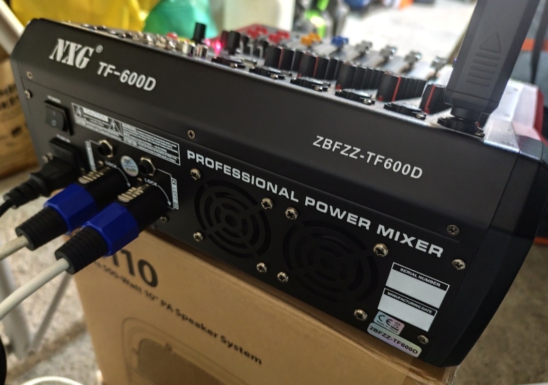 Prodám malou aparatůru na oslavy - 2