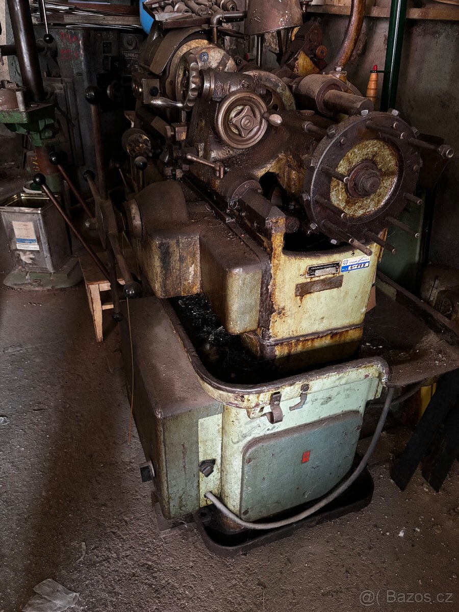 Prodám soustruh RT26 (1953) - 2