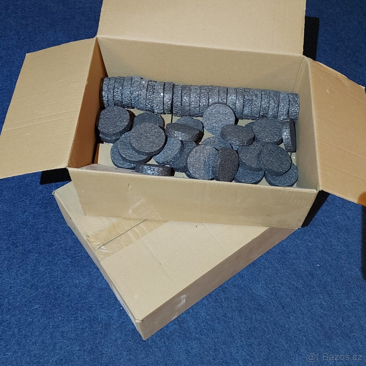 Balení 200x šedá izolační zátka EPS do zateplení za 1/5 ceny - 2