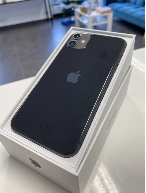 iPhone 11, 64gb, Space Gray velmi hezky + krabice - 2
