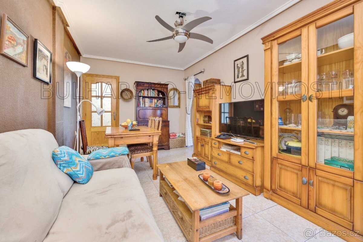 Španělsko, Prodej zařízeného 3 pokojového bytu - 2