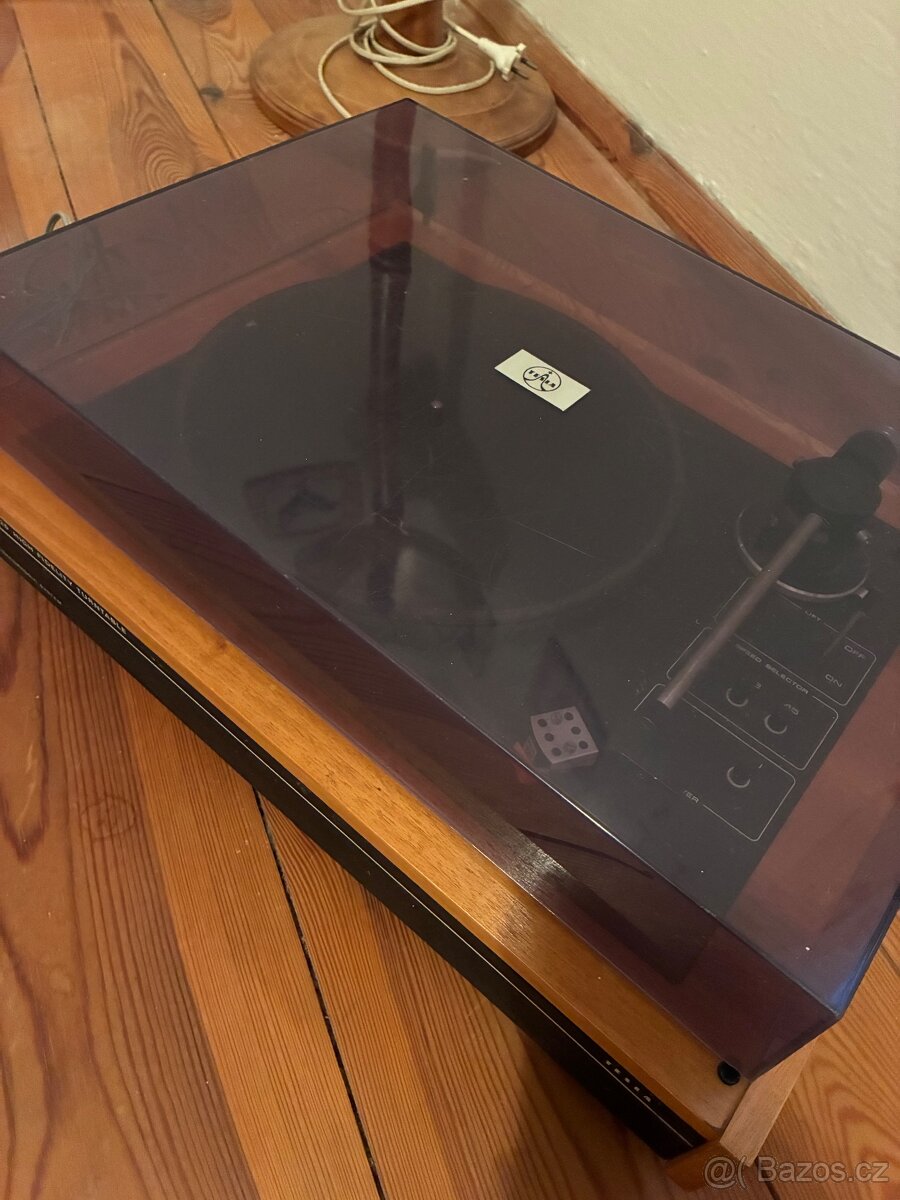 Gramofon Tesla NC420 - 2