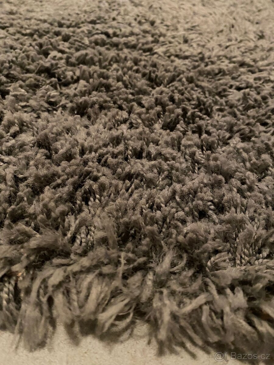 Kusový koberec 80 x 80 TOP STAV - 2