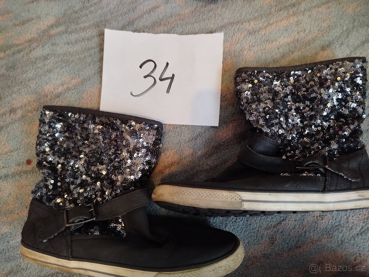 Kozačky velikost 34 - 2