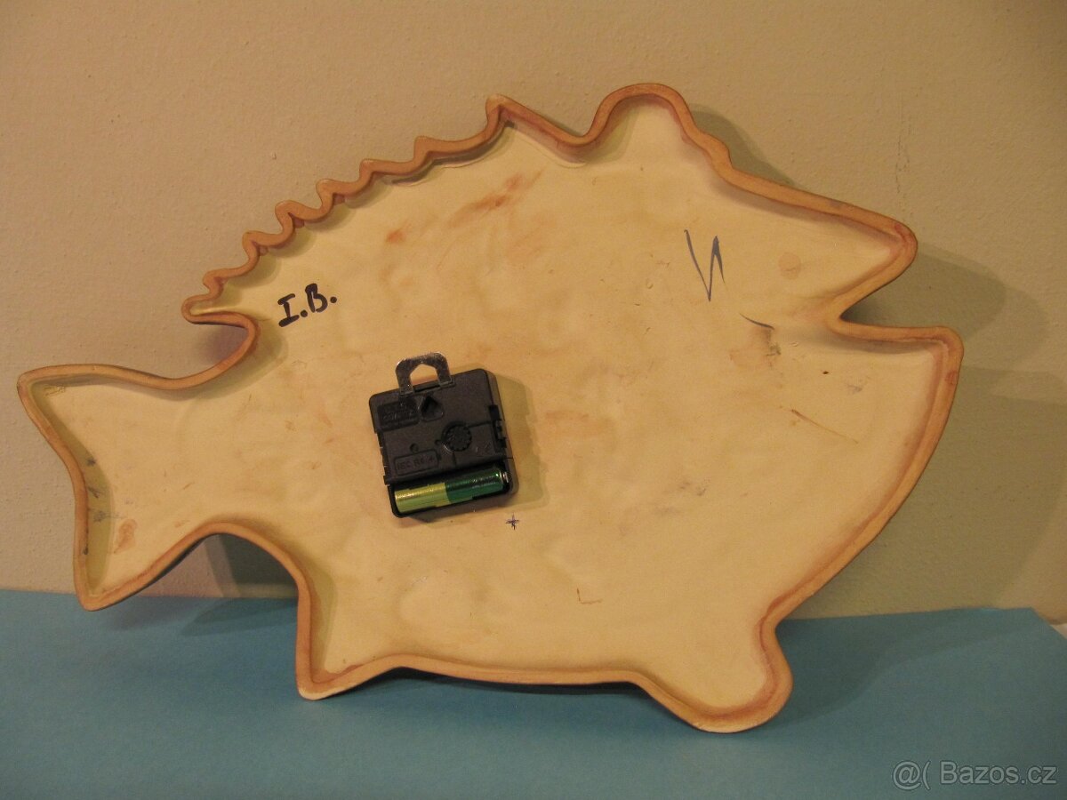 hodiny Ryba s kloboučkem - 2