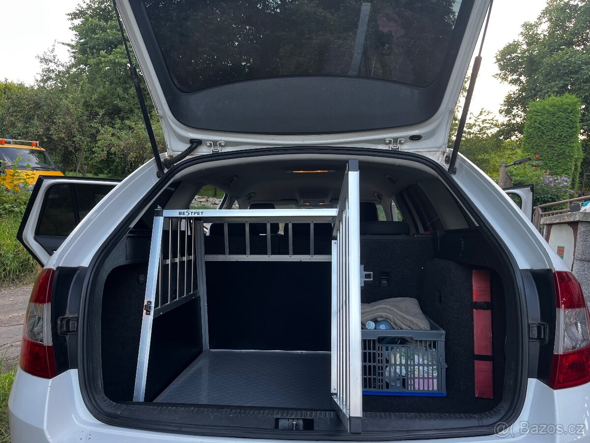 Přepravní klec pro psa do auta - 2