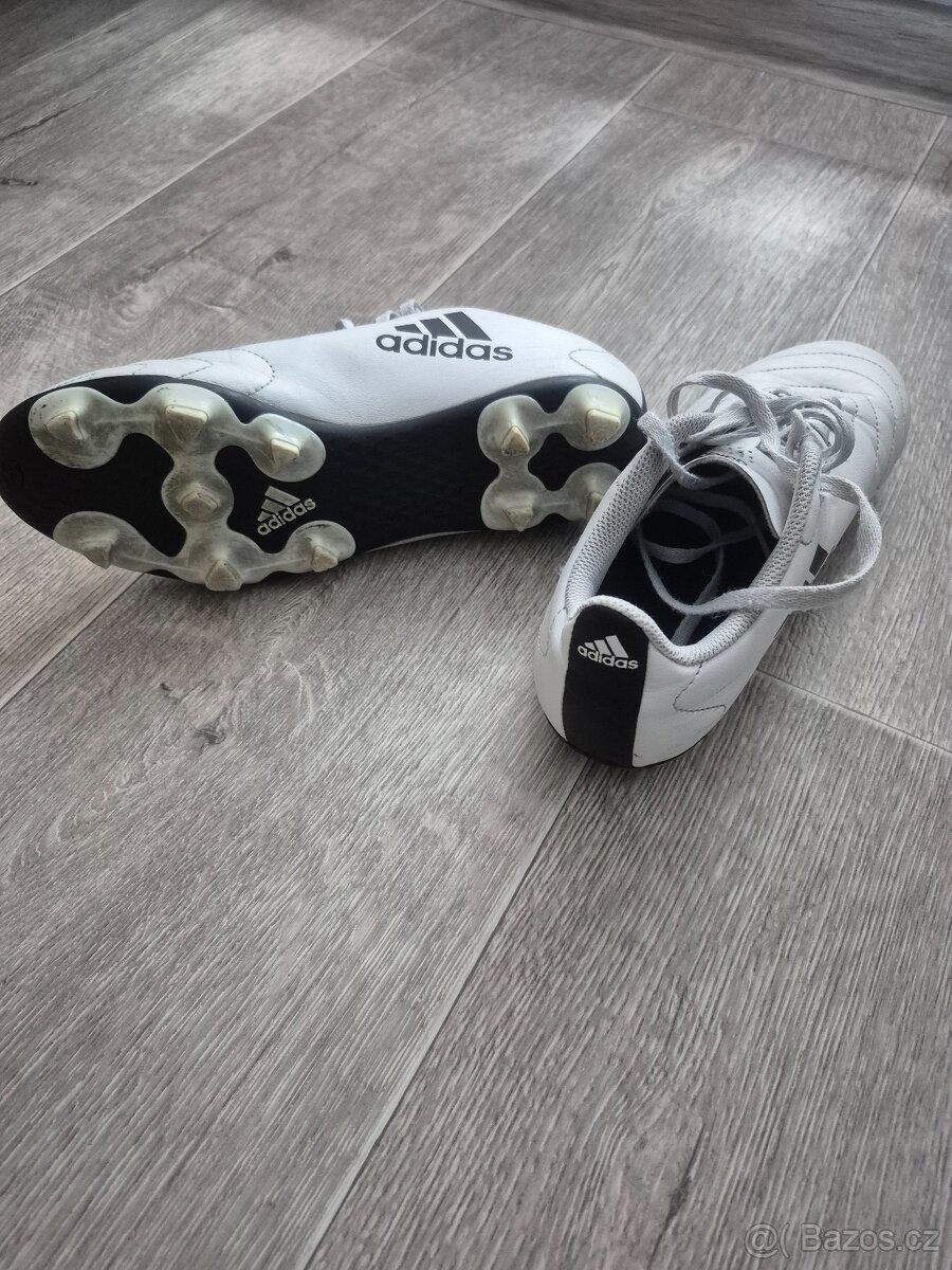 kopačky Adidas - 2