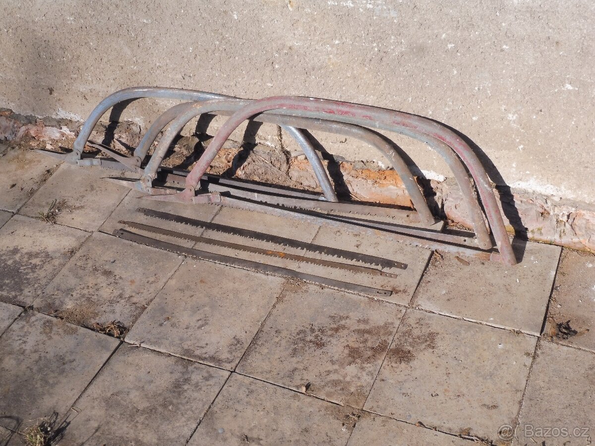 Pila oblouková na dřevo - 2