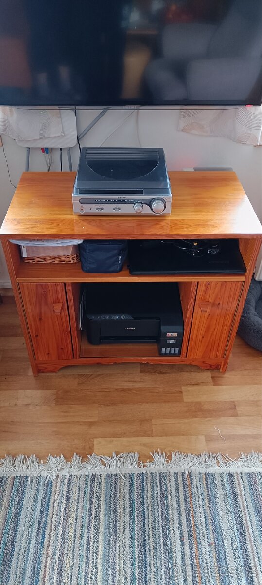 Chalupářský dřevěný nábytek - 2