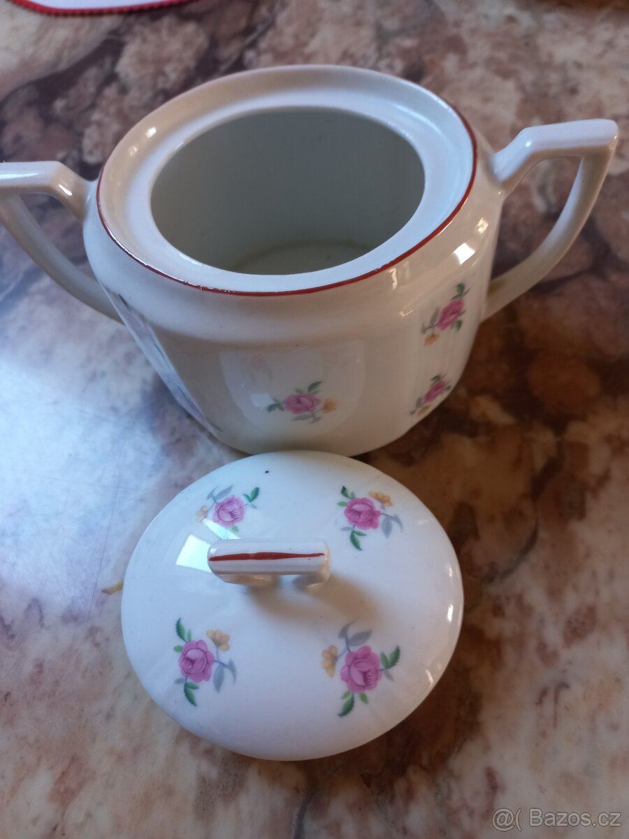 Stará porcelánová cukřenka s růžemi - 2