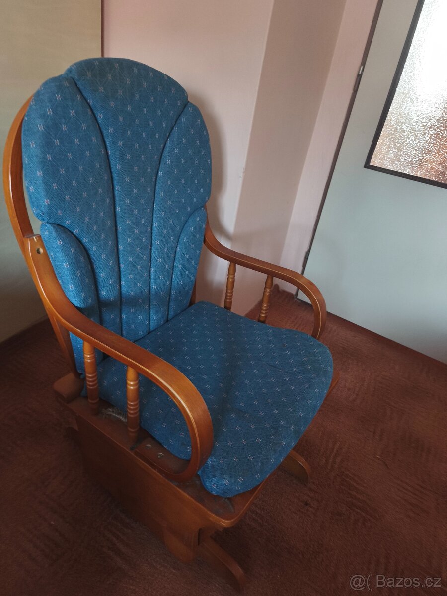 Starožitný nábytek - Houpací křeslo - 2