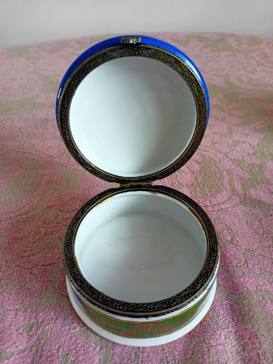 Porcelánová šperkovnice - 2