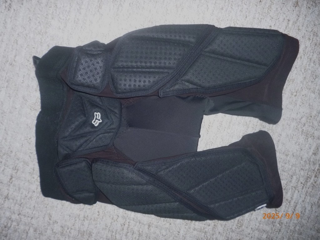 FOX - chránič. šortky - 2