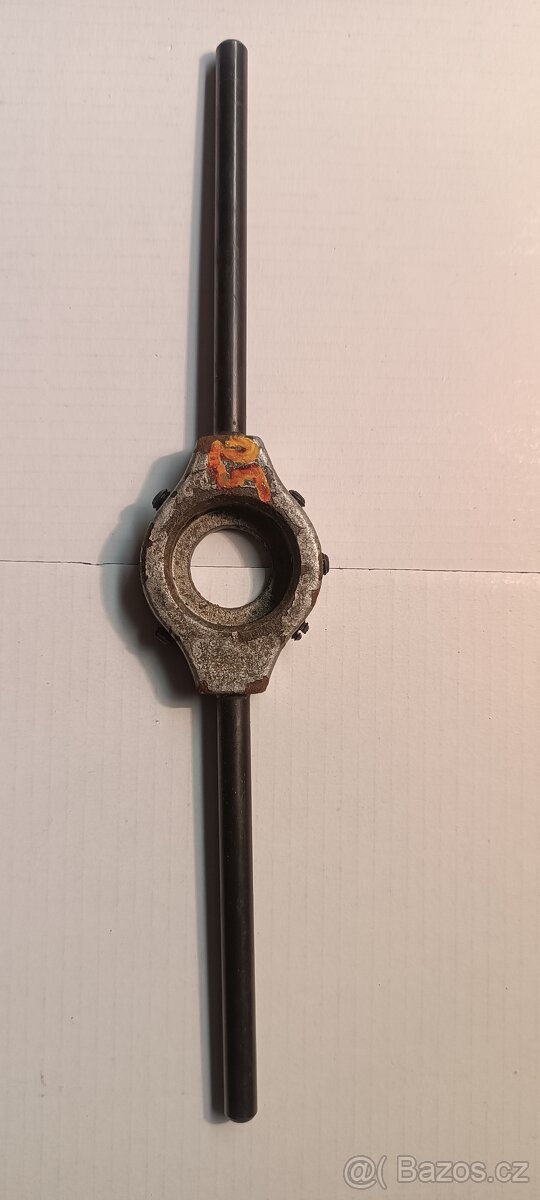 Vratidla na závitová očka - 2