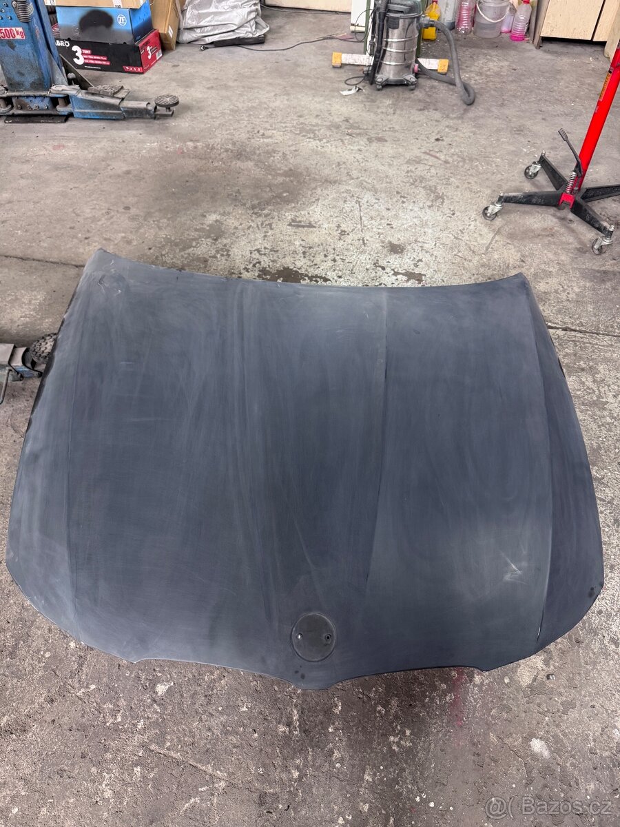 Kapota bmw e90/91 facelift a predfacelift - 2