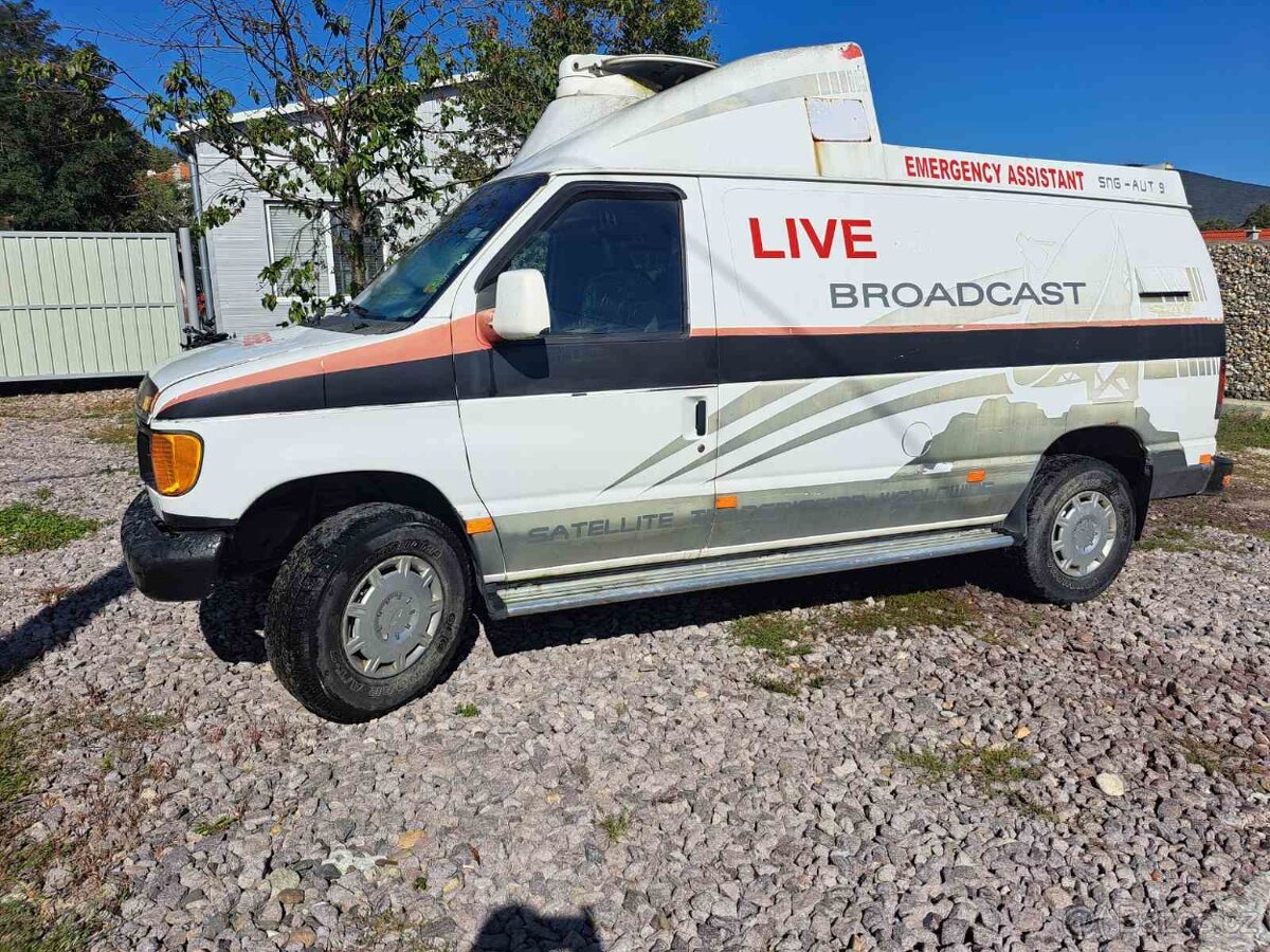 2007 Ford Econoline E-250 5.4 V8 - 2