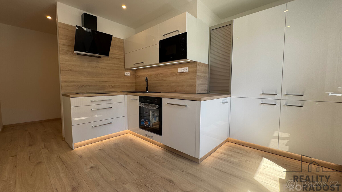Prodej bytu 2+1 55 m², Kubelíkova, Havířov - Podlesí - 2