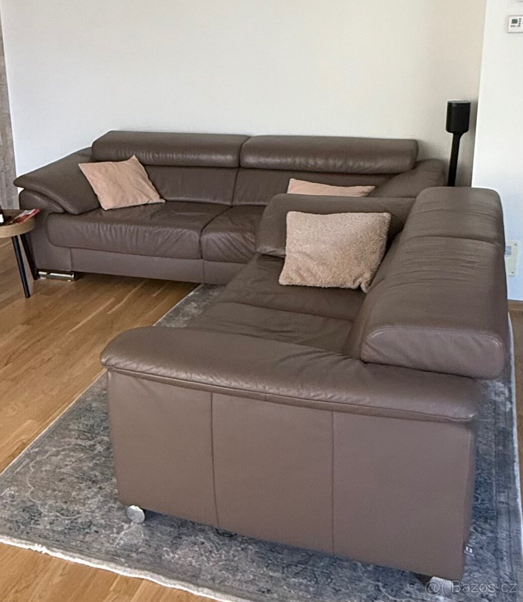 Kožené sedačky 2ks plus taburet - 2