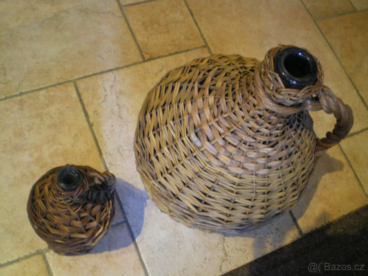 2x Starý demižon v luxusním stavu - i k používání. - 2