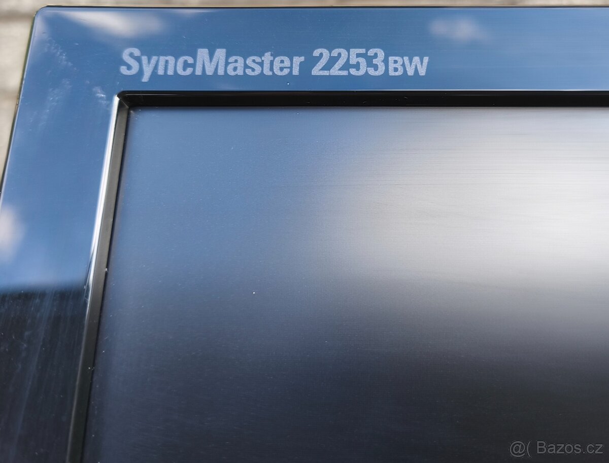 Monitor SAMSUNG SYNCMASTER 2253BW - 2