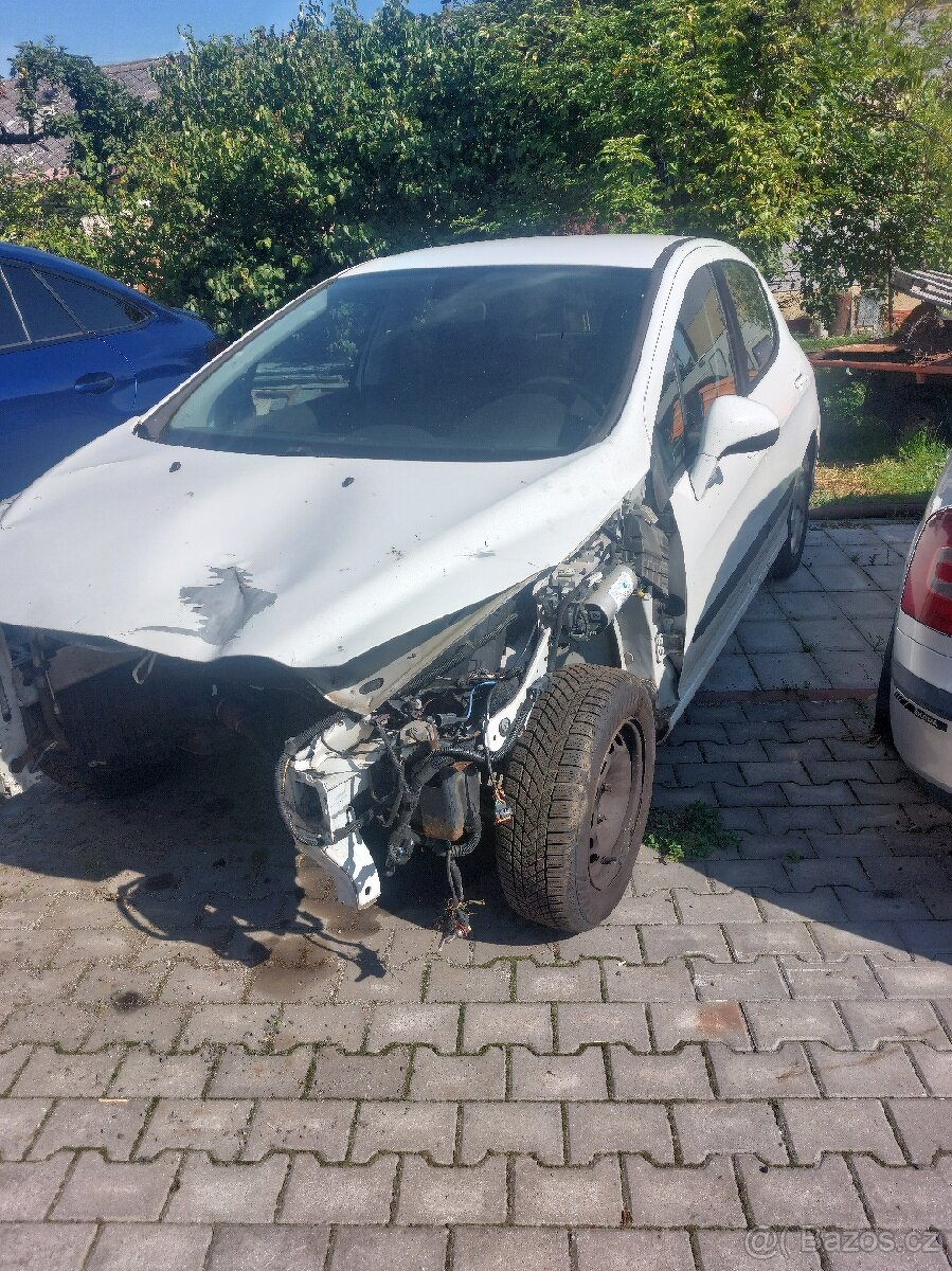 Peugeot 308 - 2