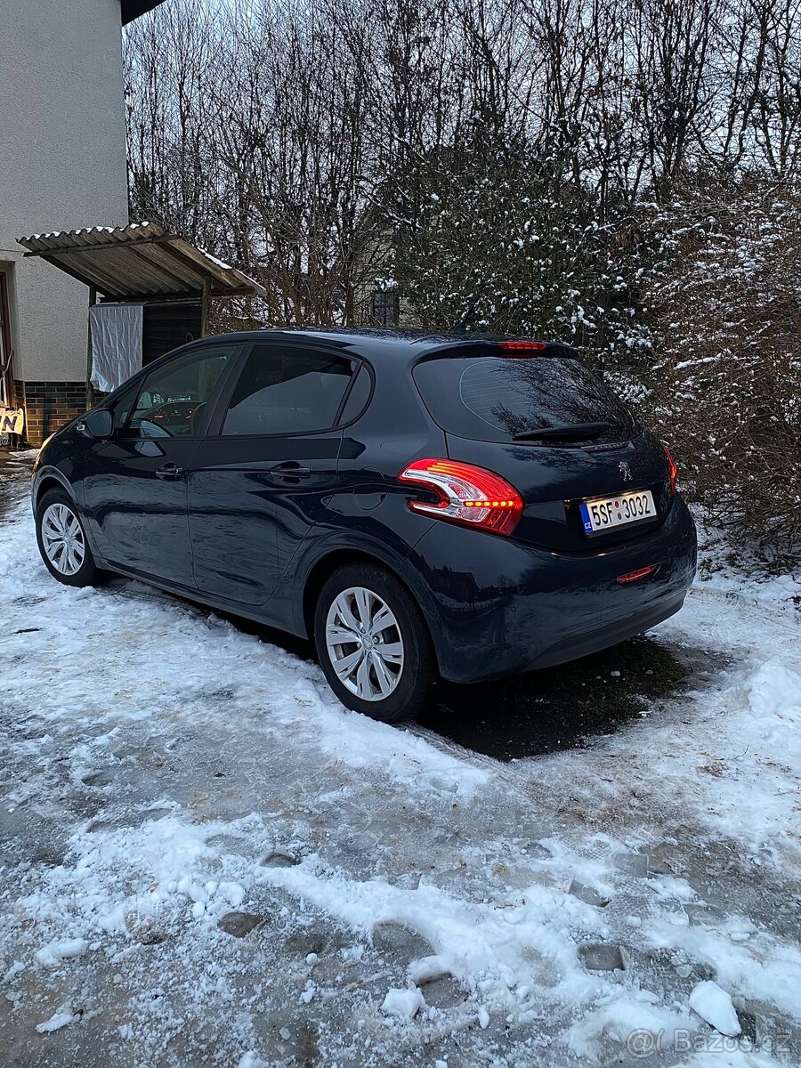 Peugeot 208 - 2