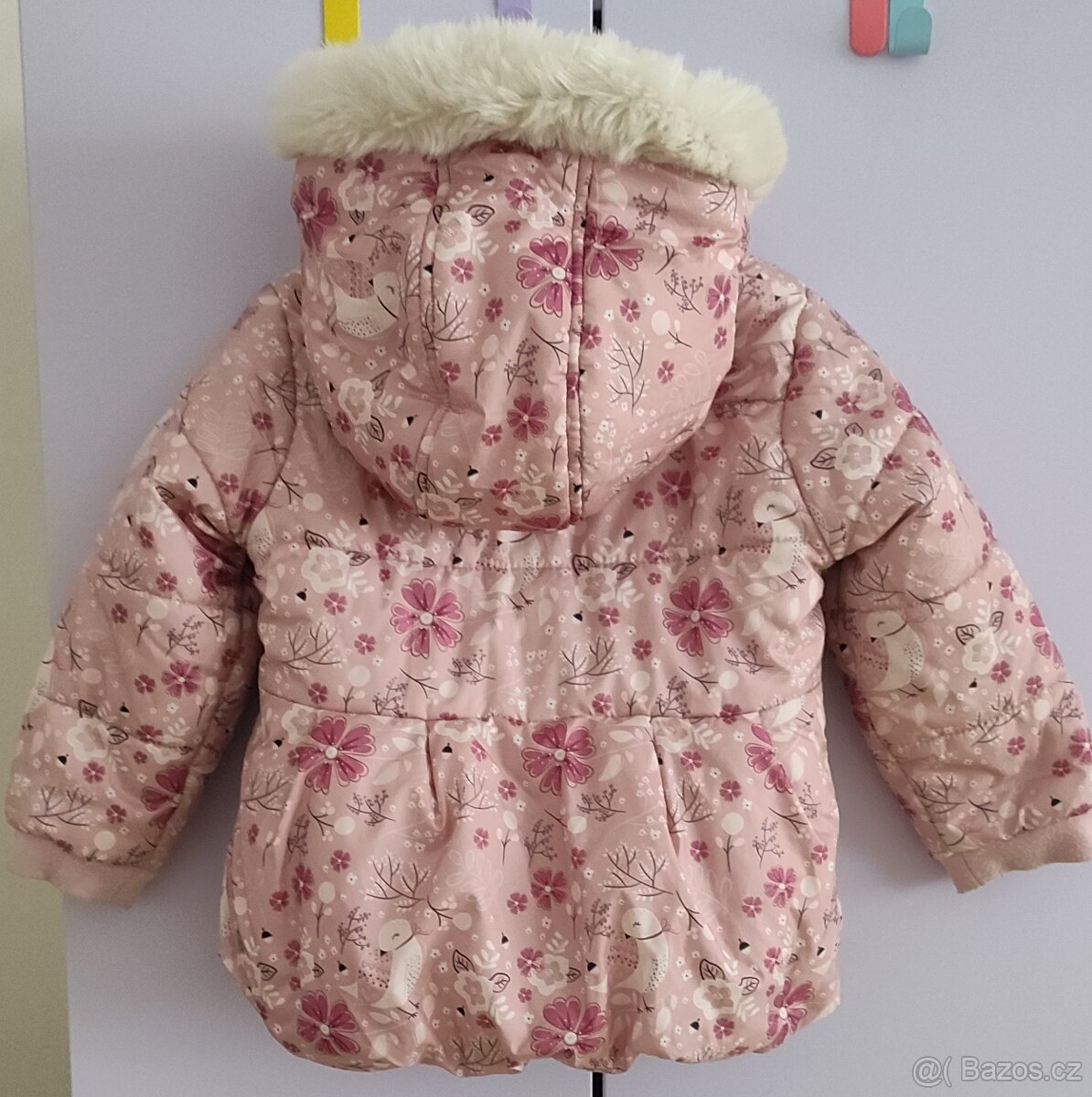 Dívčí zimní bunda vel.92 - 2