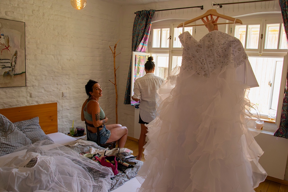 Nádherné svatební šaty - 2