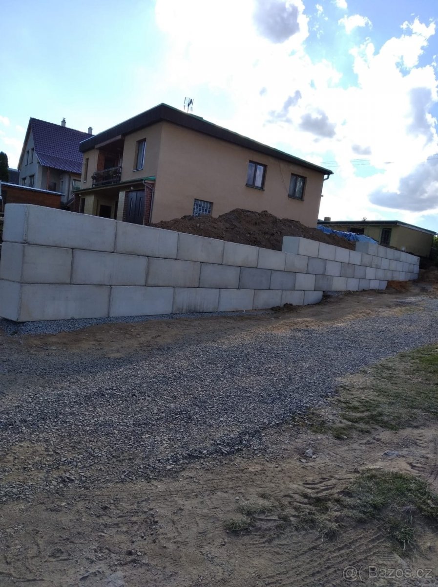 betonové bloky (lego) 60x60x180 nově 80x80x160 - 2