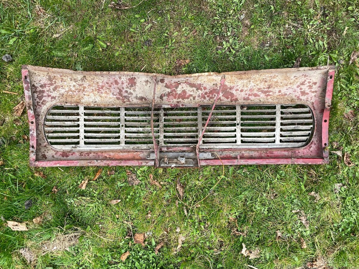 Zadní čelo Škoda 1000MB - 2