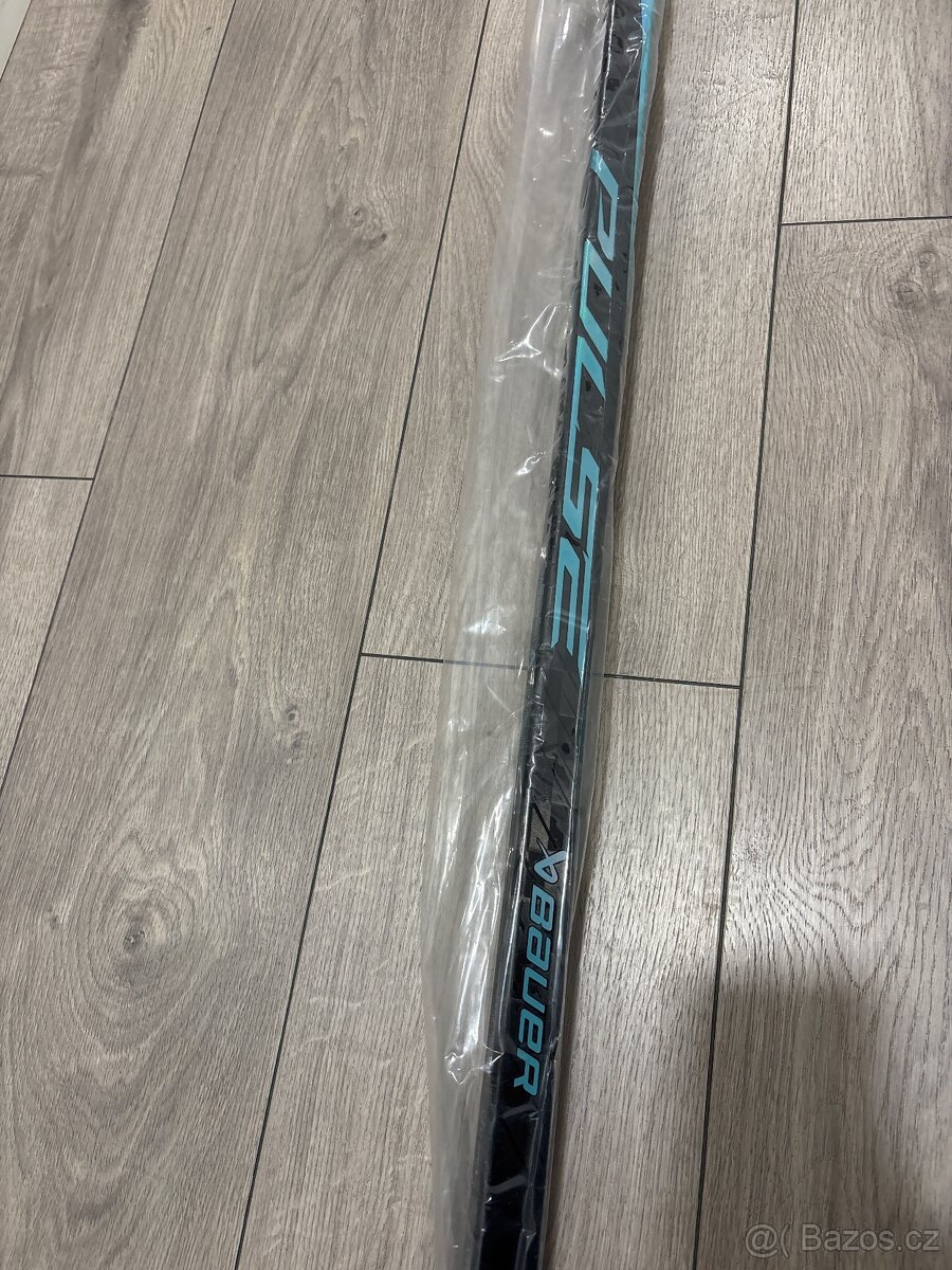Hokejka Bauer Pulse senior - 2