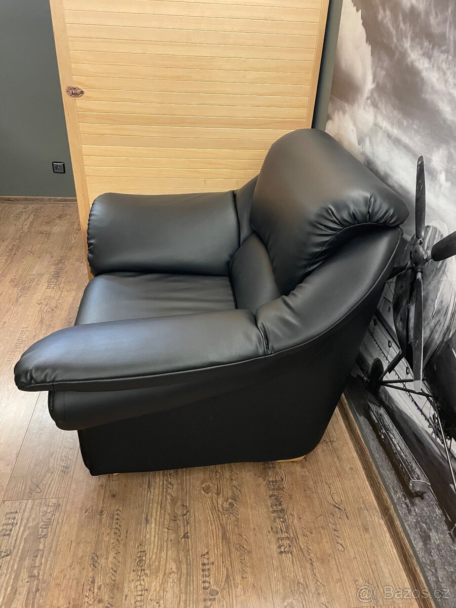 Kožené křesla - 2