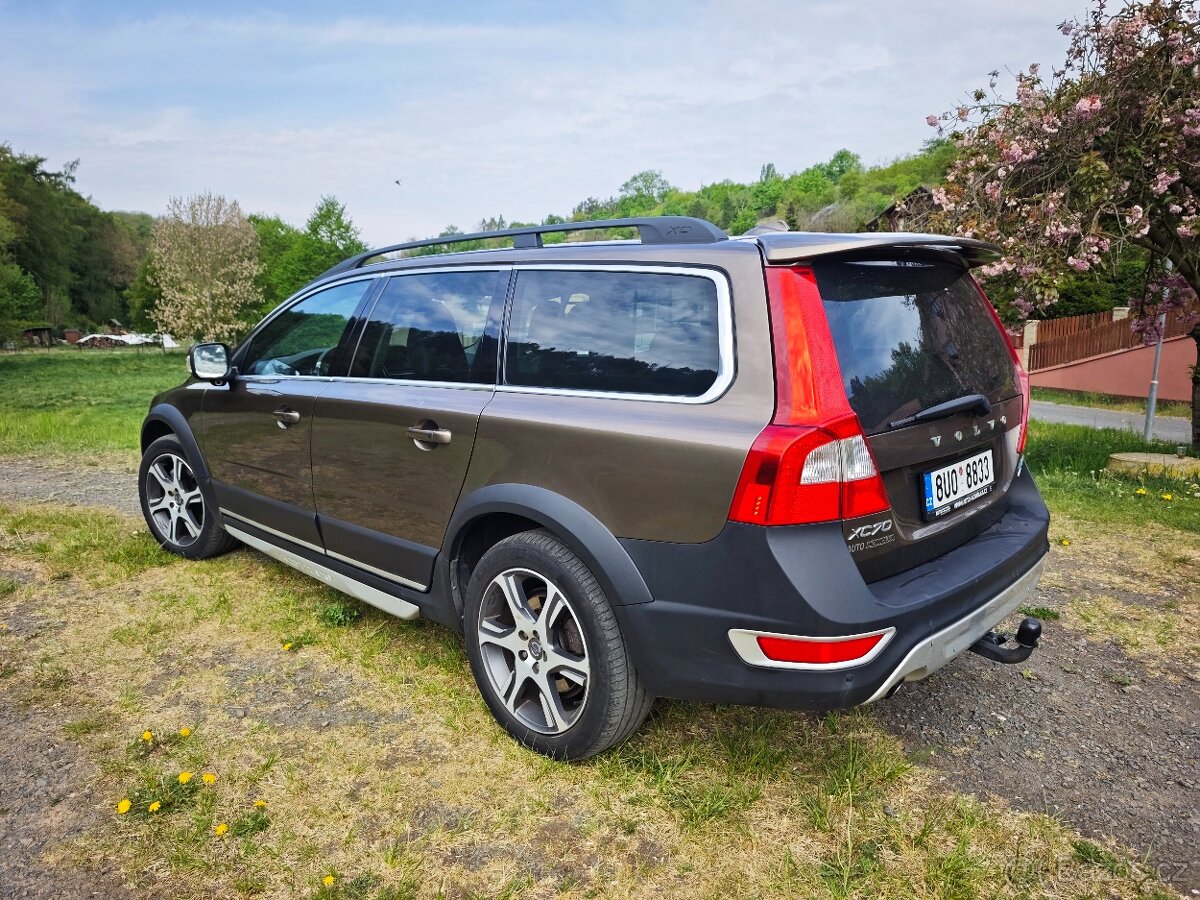 Volvo XC70 D5 AWD, r.v. 2013 - 2