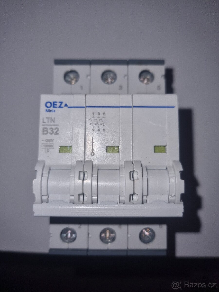 OEZ Jistič 3-fázový 32A - 2