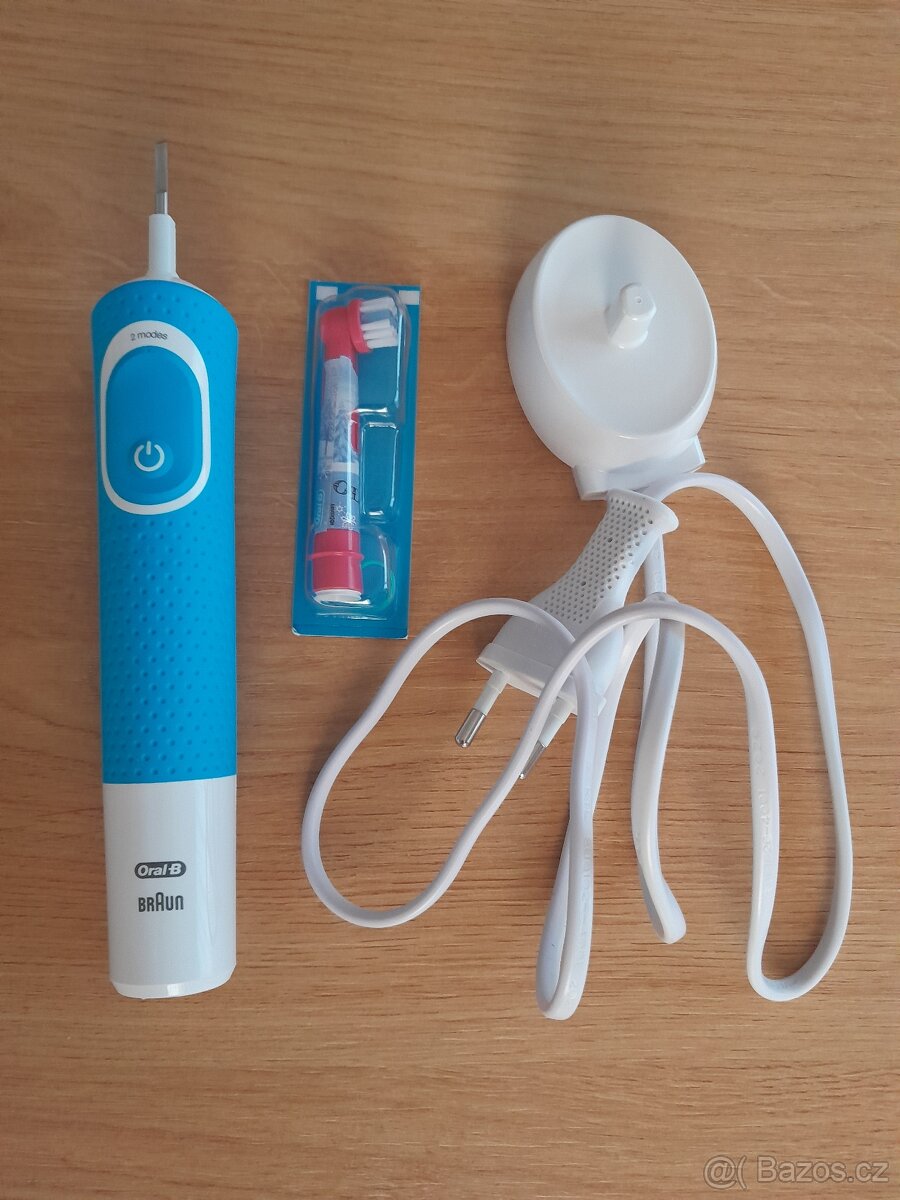 Dětský elektrický kartáček Oral-B - 2