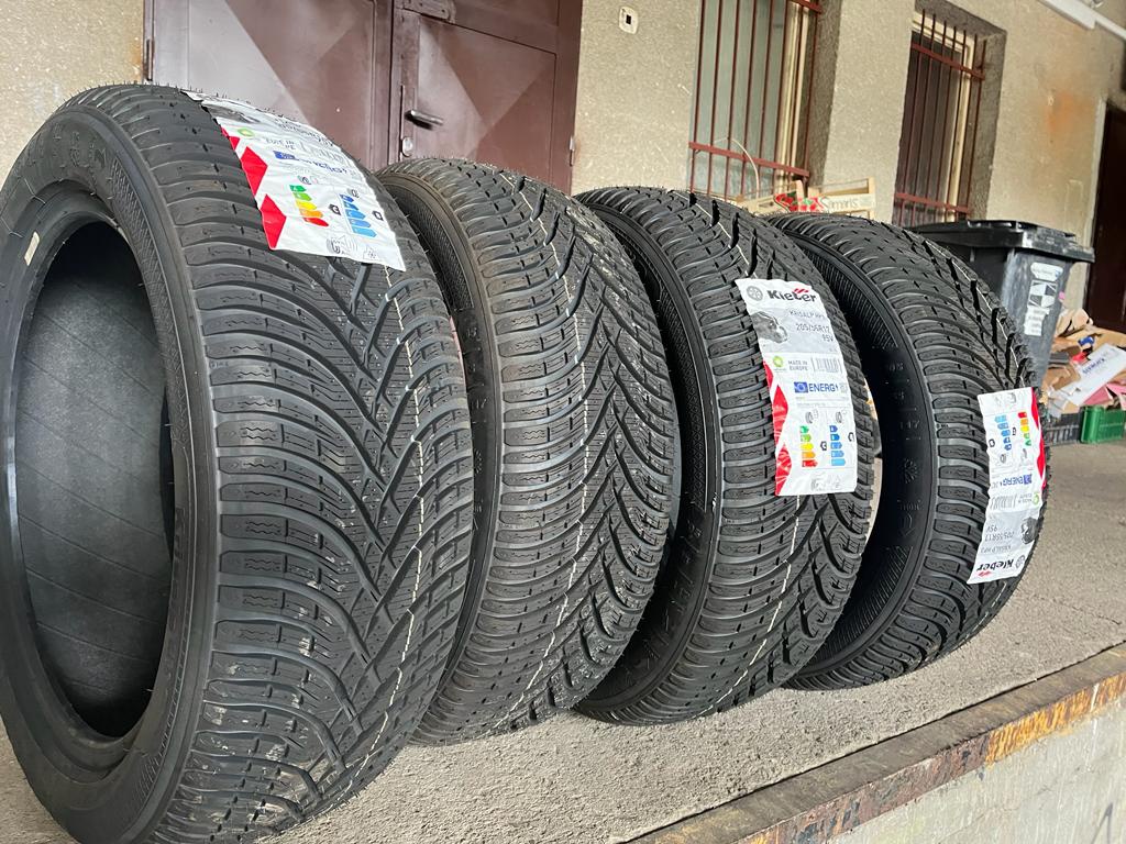 Pneumatiky Kleber Krisalp HP3 - 205/55 R17 95V XL Zimní - 2