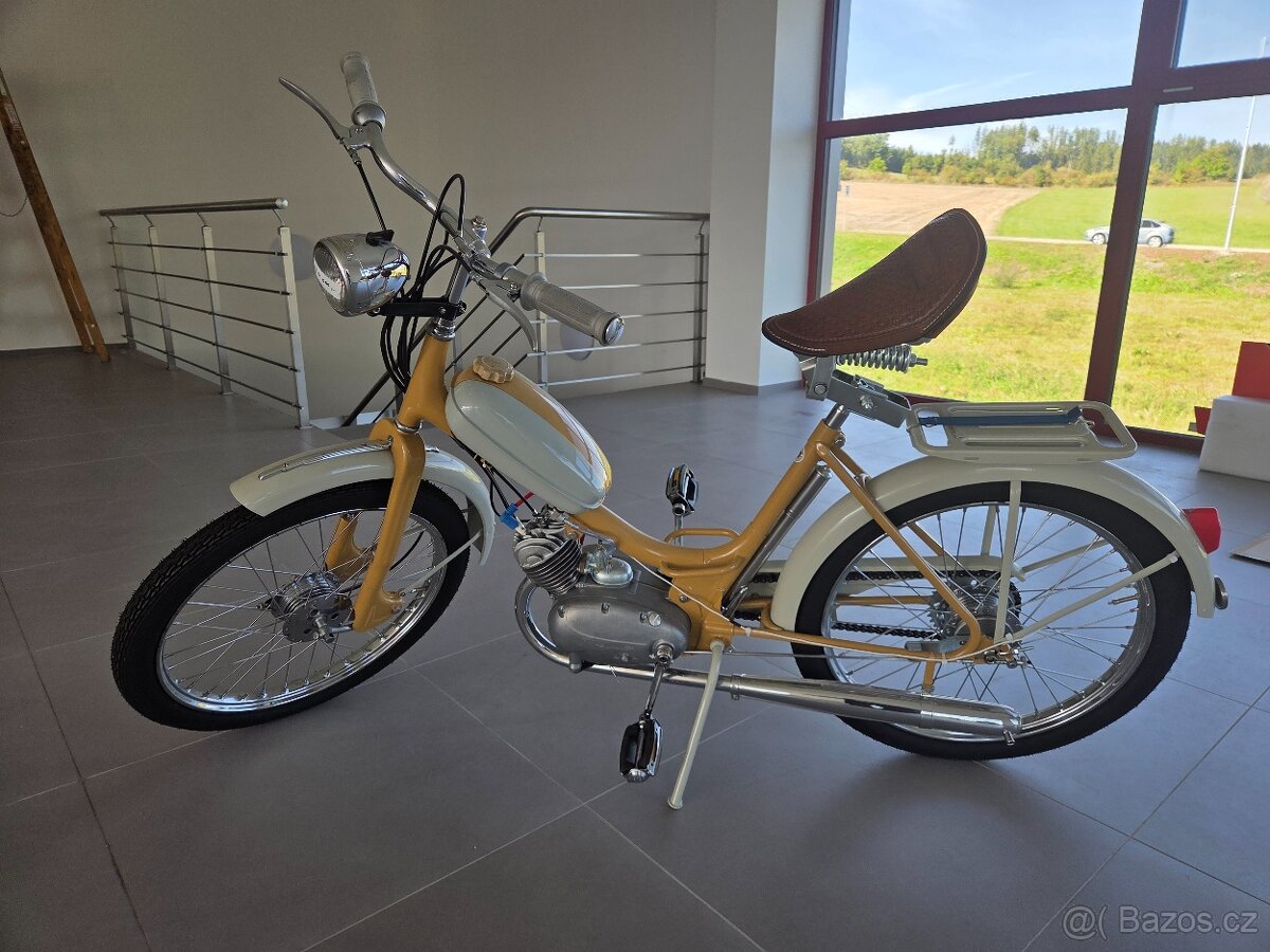 Stadion S11 kávový - 2