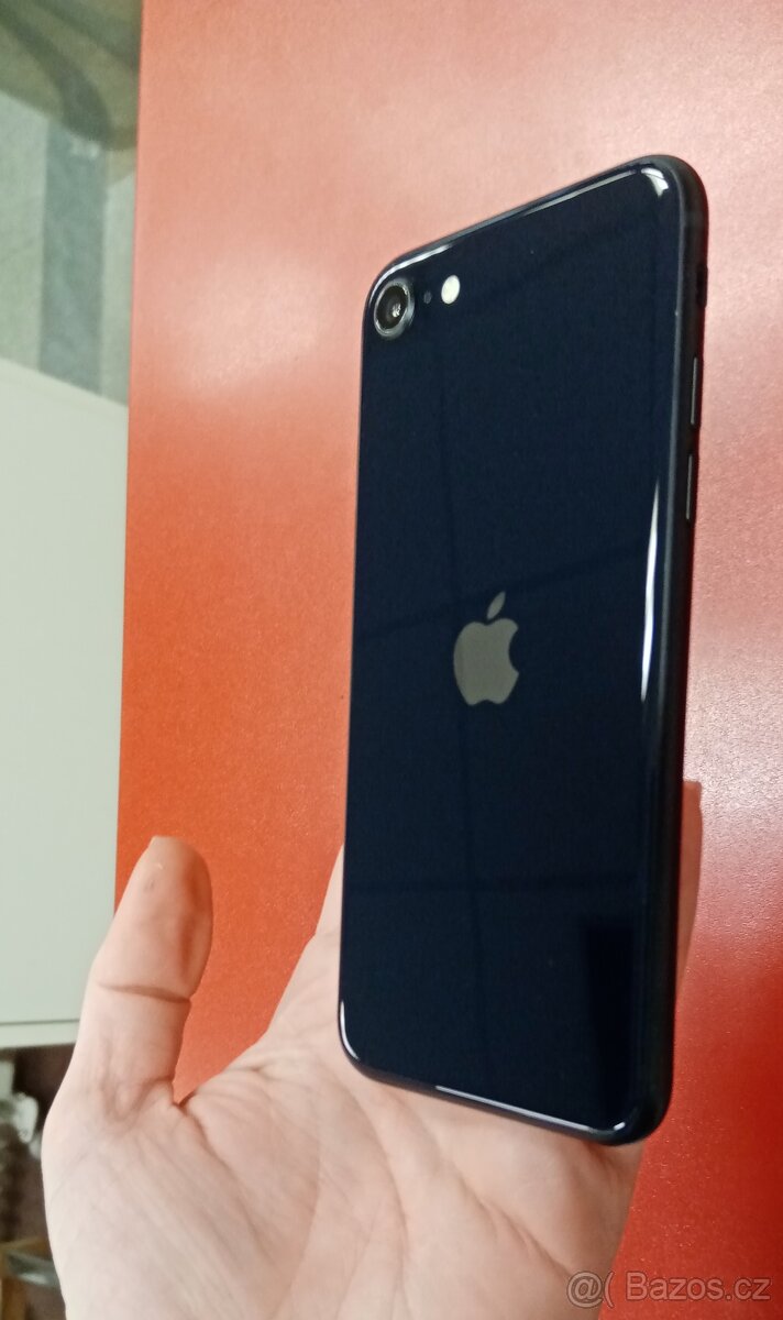 Apple iPhone SE 2022 64GB 5G - 2